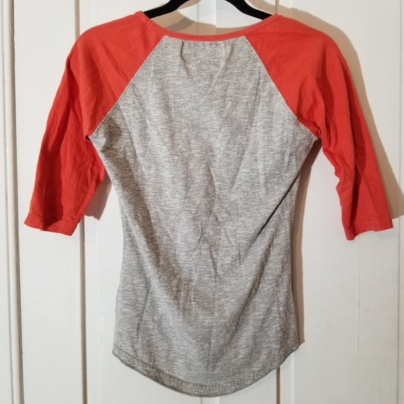 Superdry Graphic Baseball 3/4 Contrast Sleeve Tee - Picture 4 of 4